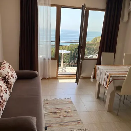 Family Rai-only Adults 3* Golden Sands